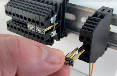 Plug-In DIN Rail Indicator Light - LED - Plugz Series - KN-T12 KN-D12 Terminal Block Compatible